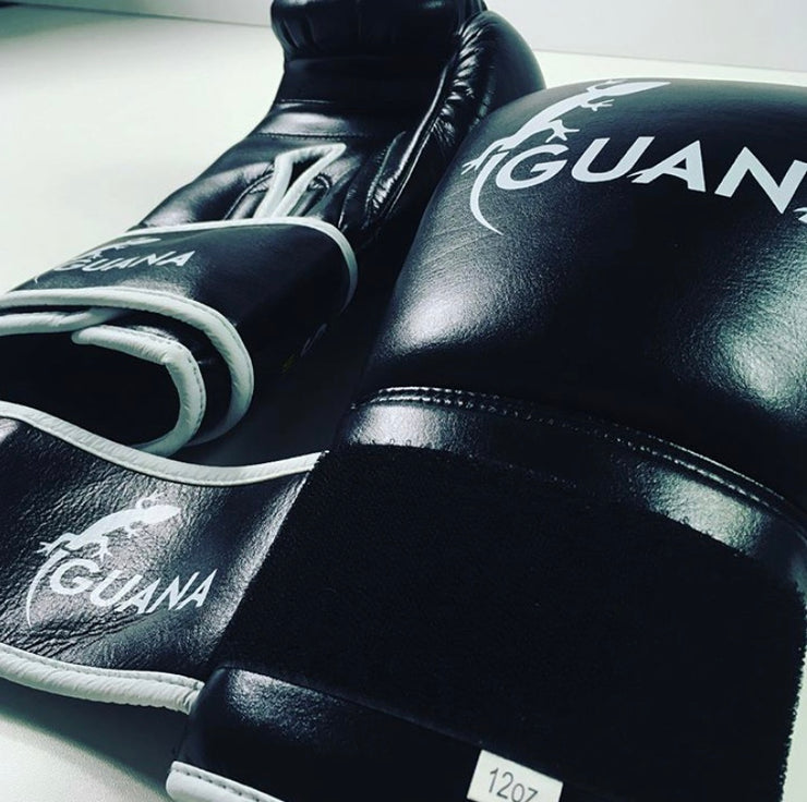 Iguana Phantom PRO Series Bag Gloves